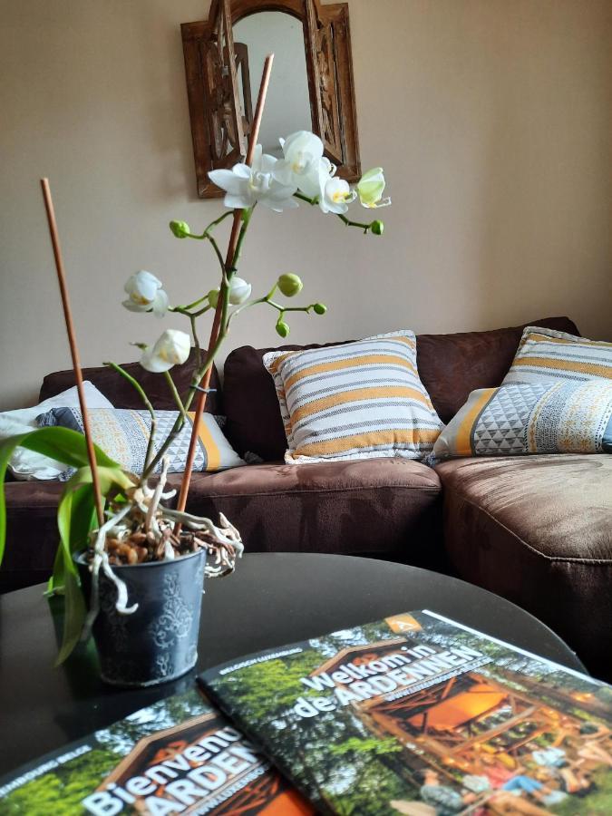 더뷔 Aux Saveurs D'Enneille B&B 외부 사진