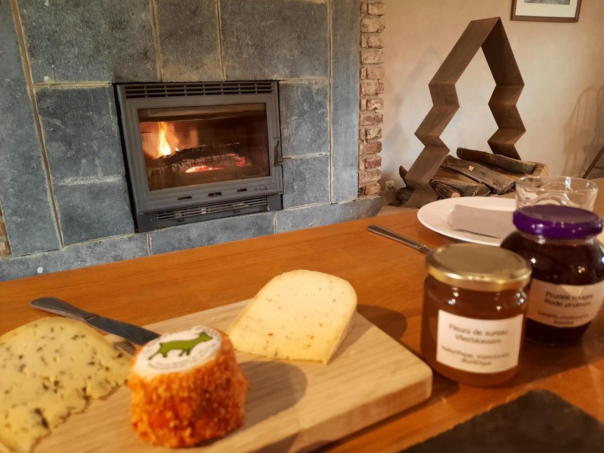 더뷔 Aux Saveurs D'Enneille B&B 외부 사진